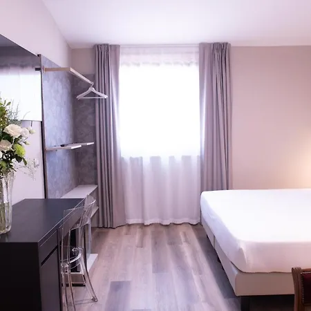 Della Rosa Hotel 3*