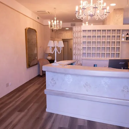 Della Rosa 3* Ancona