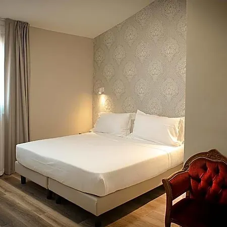Della Rosa Otel Ancona