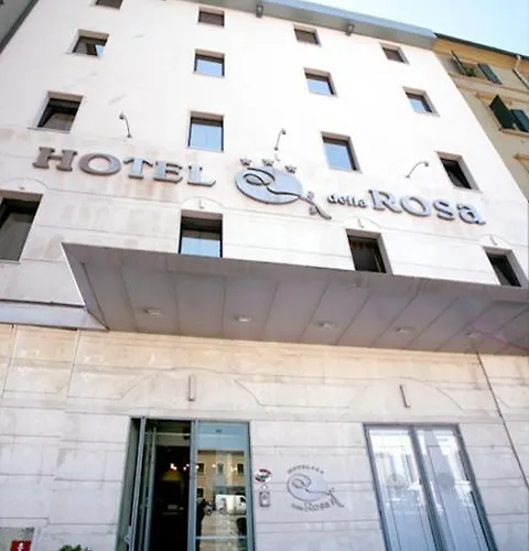 Hotel Della Rosa 3*